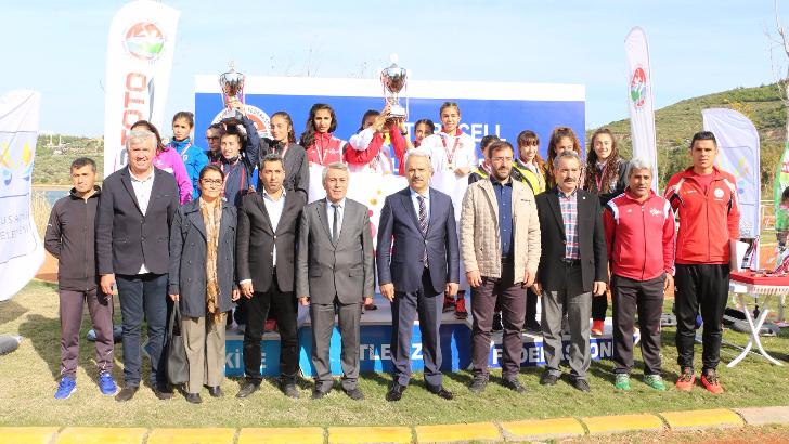 Bölgesel Kros Ligi Final Yarışları Kuşadası’nda yapıldı