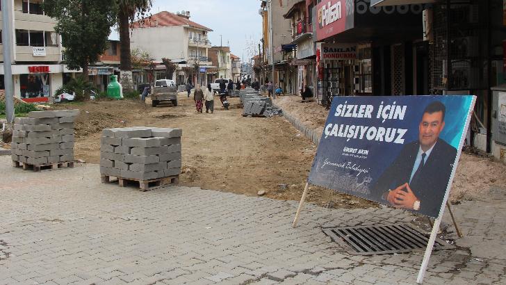 Germencik Belediyesi tarafından Kent Meydanındaki Çanakkale Anıtı’nda restorasyon çalışmaları başlatıldı